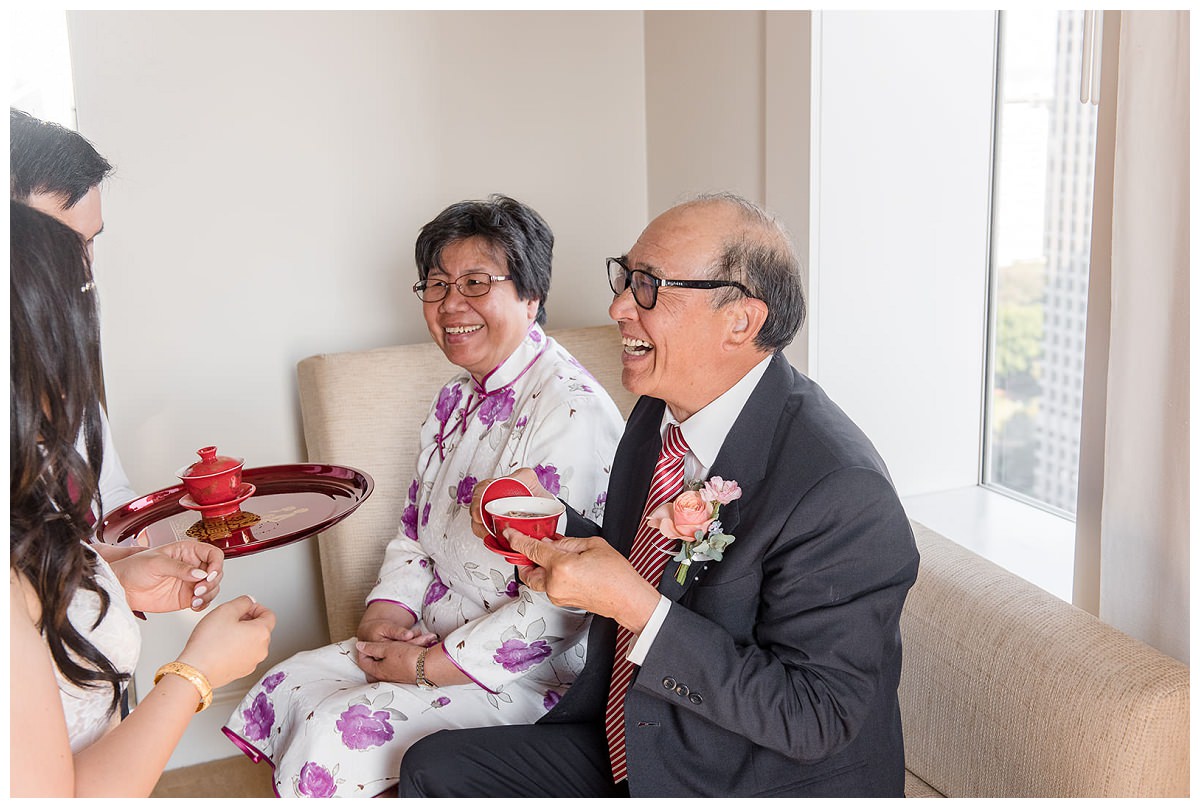 tea ceremony, traditional wedding, wedding photographer, sydney wedding photographer, chinese wedding photographer